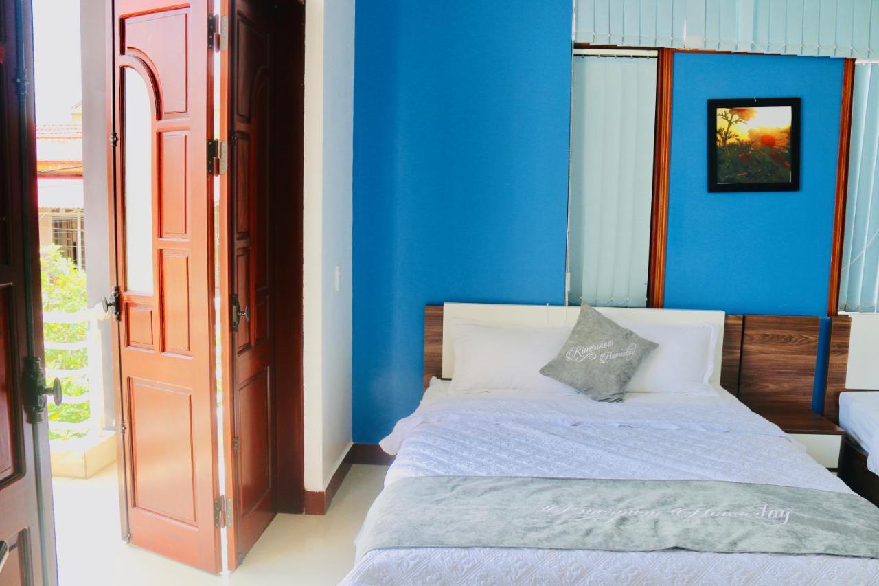 Riverview Homestay Dong Hoi Esterno foto